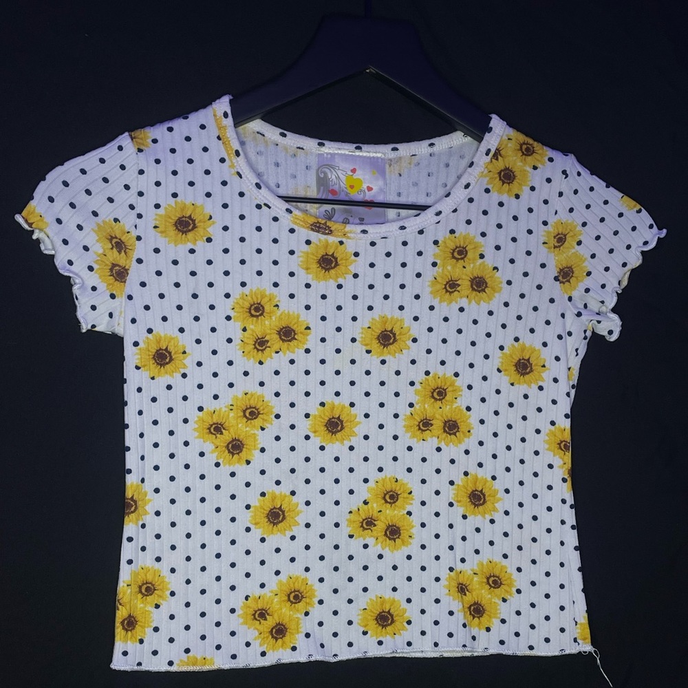 jenna and jessie sunflower white tee polka dot